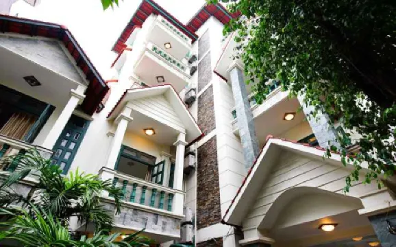 KHÁCH SẠN LAN ANH