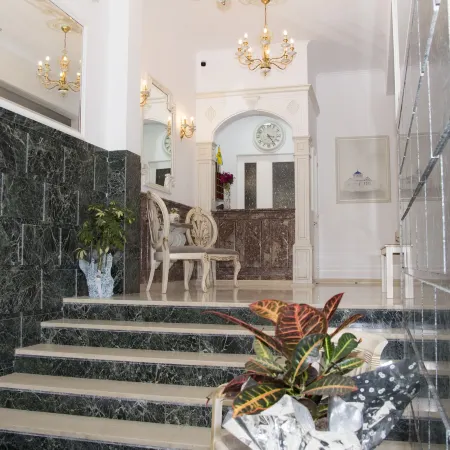 Hotel Astron