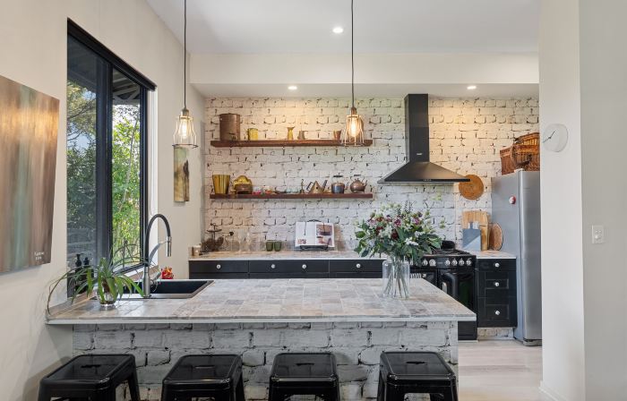 Escape to a Mountain Retreat in Beechmont, Australia