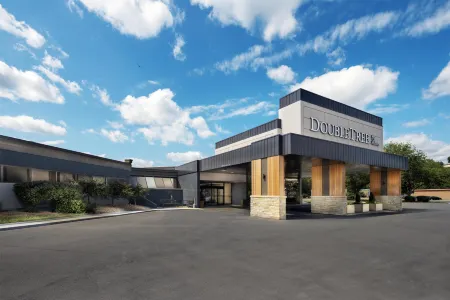 DoubleTree by Hilton Manhattan