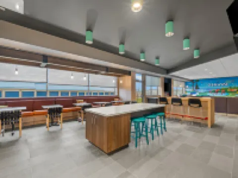 Tru by Hilton Oshawa Hotels in Oshawa