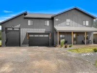 Three Primary Suites: Family and Dog Friendly Hotels in McCall