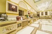 羅塔克的馬哈拉賈宮酒店 - 早餐