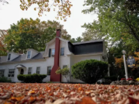 Admiral Peary Inn Hotels in Fryeburg