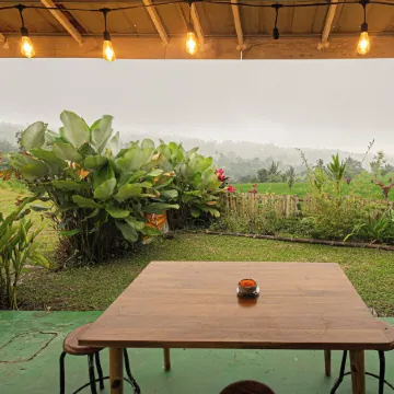 Jatiluwih Santya Loka Lodge & Twin Waterfall Отели рядом с достопримечательностью «Храм Батукару»