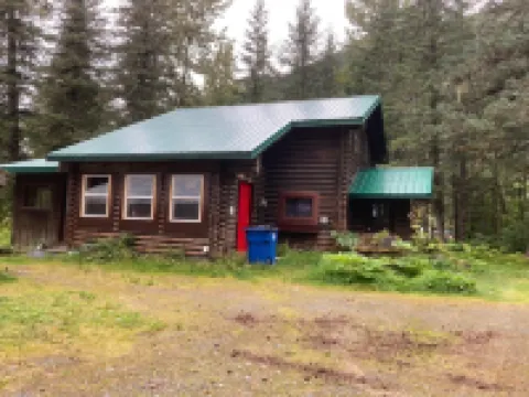 Valdez Lodge Hotels in 