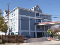 Holiday Inn Express & Suites SAN ANTONIO-DTWN MARKET AREA by IHG Hotels near Mission Stadium