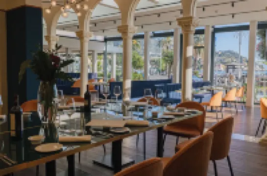 สเปลนดิด ริเวียรา