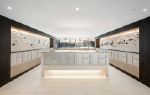 Curated Designer Retreat • Pool • Gym • Dining