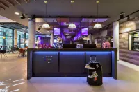 Moxy Frankfurt East - bar