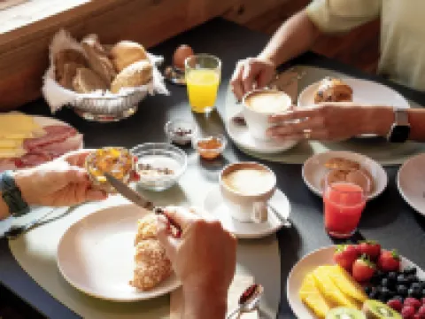 Spires Hotel Hotels in Penia