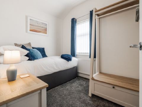 3-Bed House Near Liverpool | Long & Short Sta…