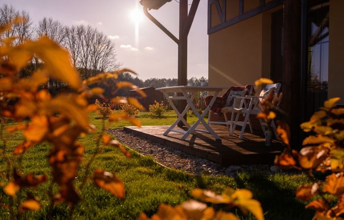 OSTOJA DWA JEZIORA Mazury Węgorzewo apartamenty, domki z jacuzzi lub z kominkiem