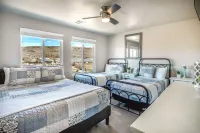 Curtis Ladera Home - Balcony