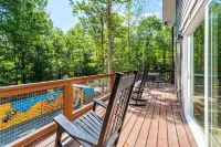 Two Tree Houses - Beehive & H20