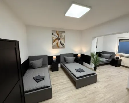 Blauer Stein - Now- fr21-Haus Hoteles en Siegburg