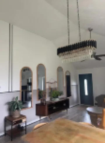 Family and small dogs friendly. Close to interstate, 15 minutes from Nashville