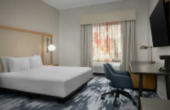 แฟร์ฟิลด์ อินน์แอนด์สวีทส์ บายแมริออท เอลเซ็นโตร