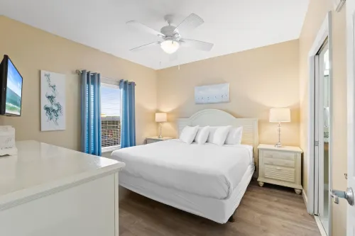 Splash Resort 104W