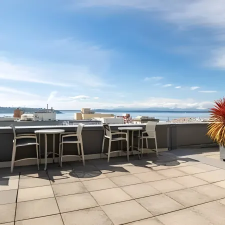 1BR | Gym, Pool | Pike Place Market | Sophari