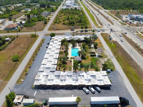 Warm Mineral Springs Motel - 2-Star