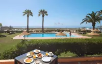 Meia Praia Lagos - Beach Club Apartments - Beach