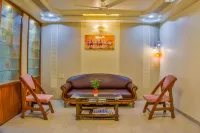 Hotel Thakur Galaxy, Sadar Market