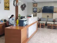Hotel Royal Hillton Hotele w: Paonta Sahib