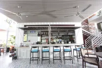 Nayara Villa Desa Budo - bar