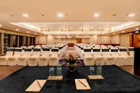 Sunday Hotel Jaipur - Kitchens