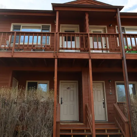 Jackson Luxe: Teton Views & Downtown Vibes 2 Bedroom Townhouse