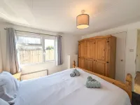 Monkstone Lodge - 3 Bedroom Lodge - New Hedges