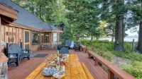 Homewood Lakefront by AvantStay