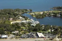 2526 Modern Studio in Historic Area