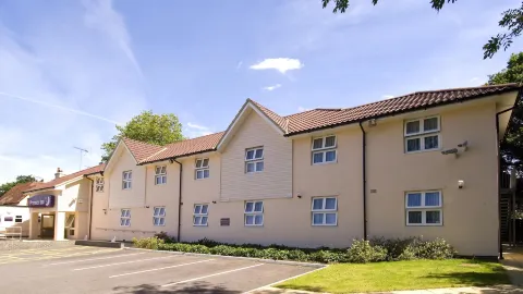 Premier Inn Bracknell (Twin Bridges) in Bracknell