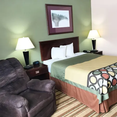 Heartland Hotel & Suites