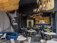 Hotel Cube Hotels in Bar