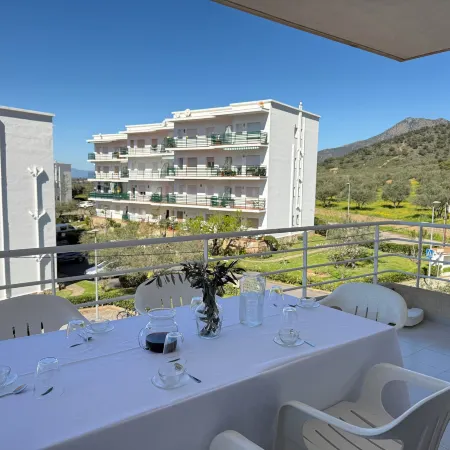Agi Rescator Apartments
