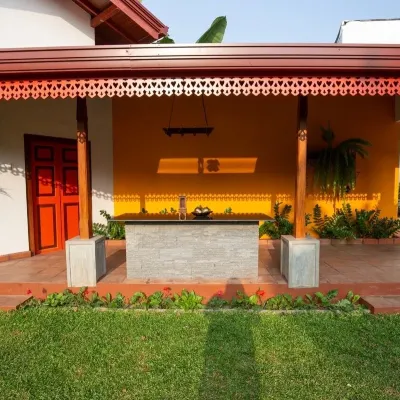 Breeze of Paradise Hotels near P.G.Martin Wonder World Spider Park