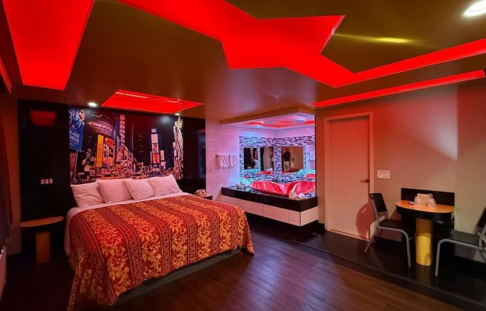 Midway Motel