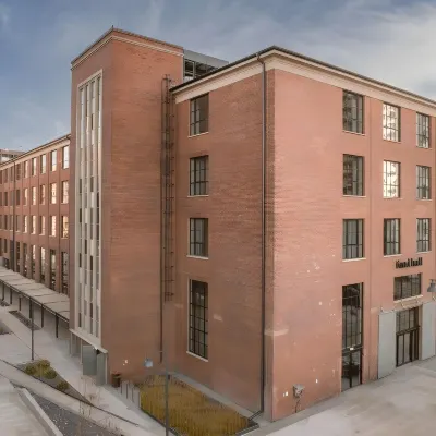 Montownia Lofts & Experience Отели рядом с достопримечательностью «Музей почты Польши»