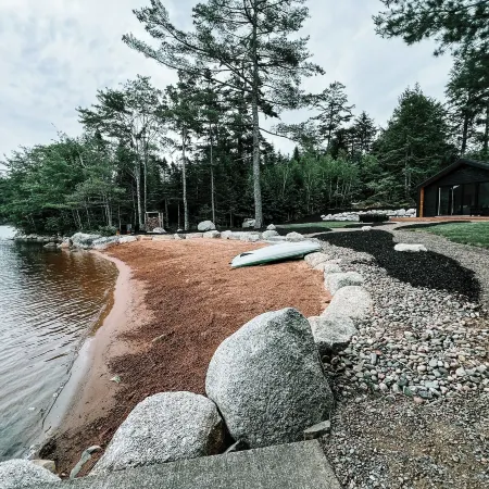 Nalu Retreat Lakeside