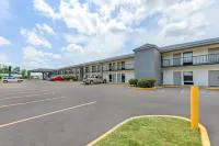 Econo Lodge by Choice Greenville - 2성급