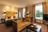 Bedford Lodge Hotel & Spa Hotel di 