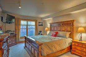 Cozy Driggs Condo w/ Hot Tub & Ski Shuttle Service