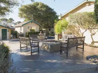 Sea Breeze Inn - Pacific Grove Hotels near Lovers Point
