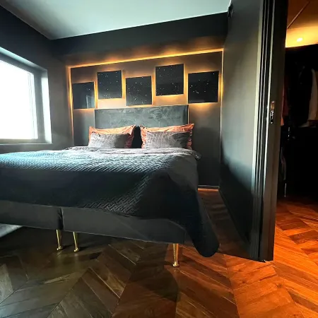 Luxurious Central Tønsberg Apartment located on the city beach Отели в г. Тонсберг