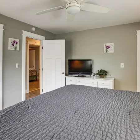 New Listing! Beautiful 4BR Dog-friendly OBX Home