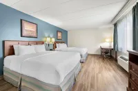 Quality Inn & Suites Black River Falls I-94 - parking