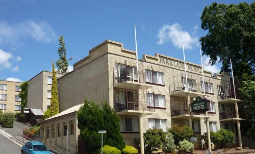 Parklane Motel - balcony